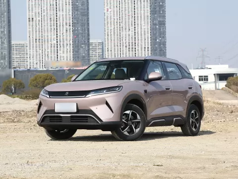 BYD Yuan UP — 2025 Smart Drive Edition 401KM Vitality Edition — used car from China FOB Shanghai