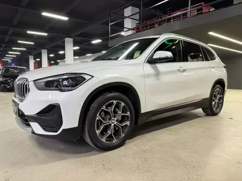 2020 BMW X1