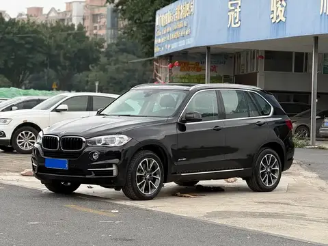 2016 BMW X5 xTransmission35i Leading