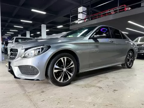2016 Mercedes-Benz C-Class