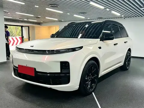 2022 Li Auto L8 Pro