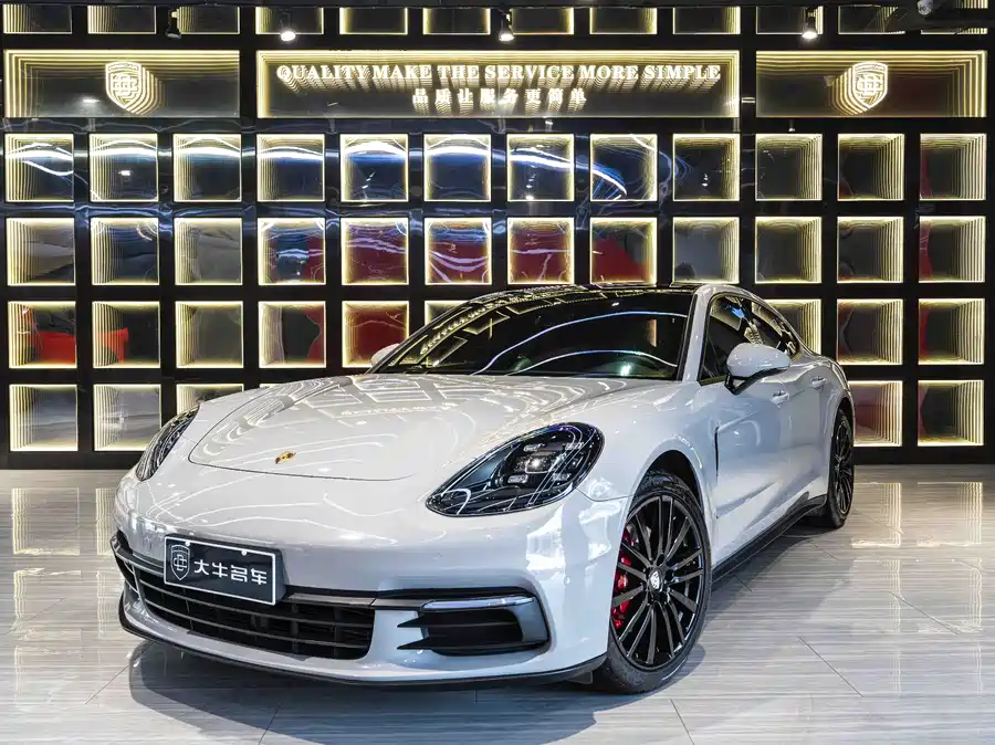 2019 Porsche Panamera 3.0T
