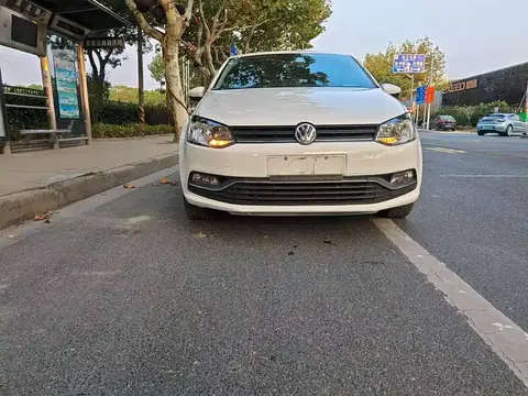 2016 Volkswagen Polo 1.6L Auto Comfort