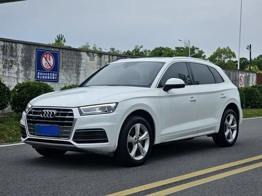 2020 Audi Q5L 40 TFSI荣享进取型
