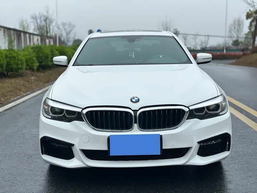 2018 BMW 5 Series 525i M Sport Package