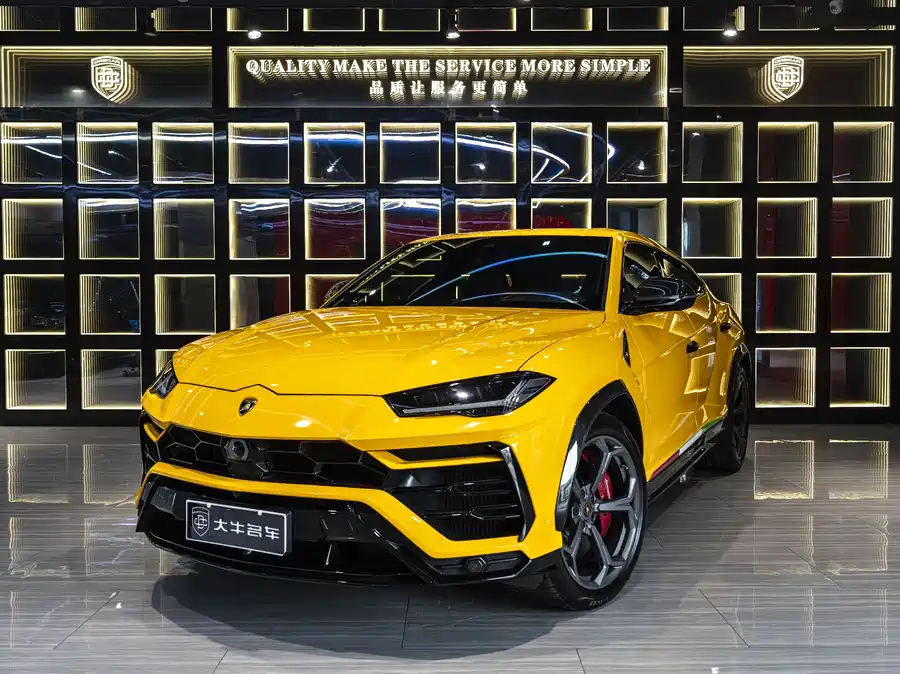 2020 Lamborghini Urus 4.0T V8