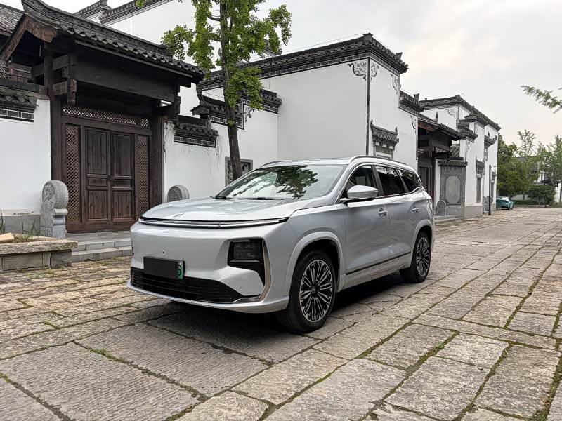 2025 Jetour L9