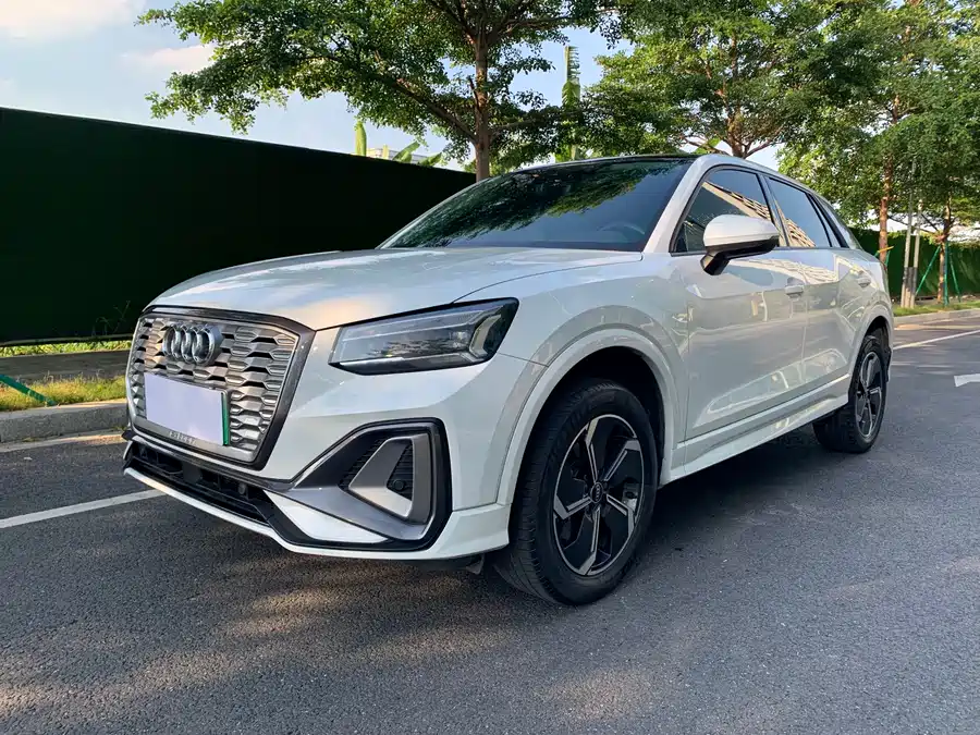 2022 Audi Q2L e-tron Electric Smart Edition
