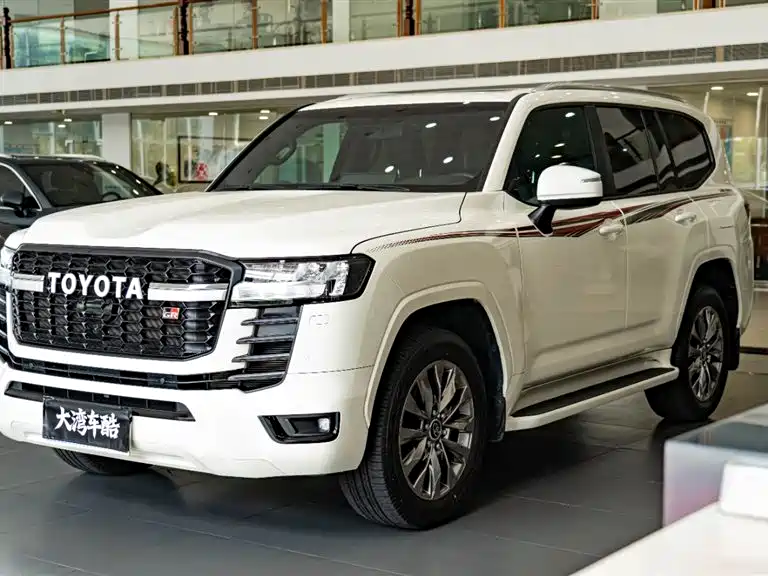 2023 Toyota Land Cruiser 300 GXR