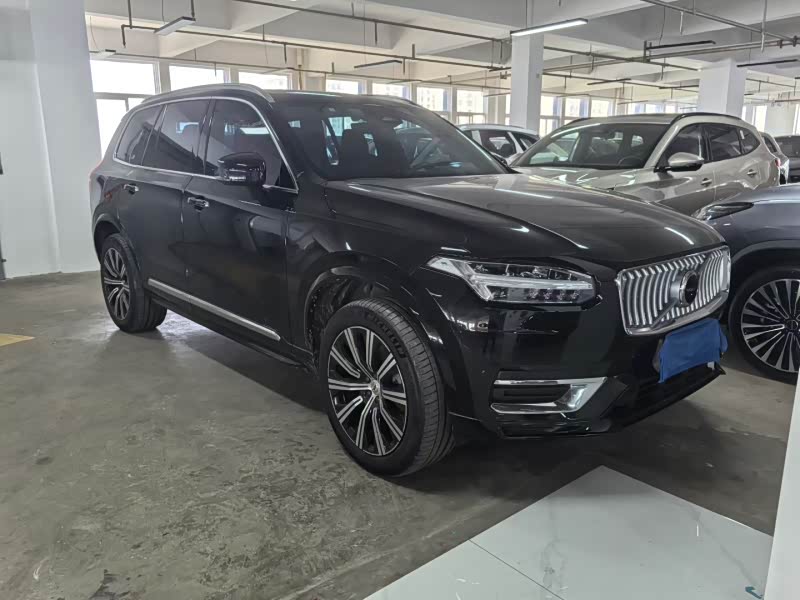 2022 Volvo X