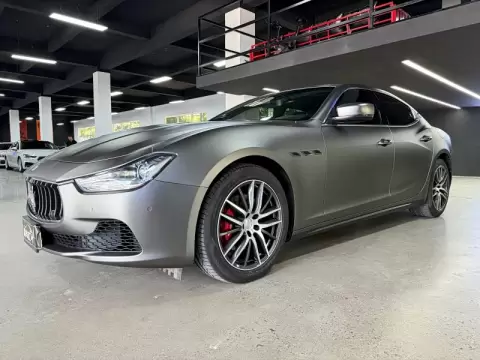 2014 Maserati Ghibli