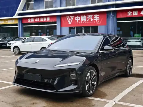 2025 NIO ET5T 75kWh Touring
