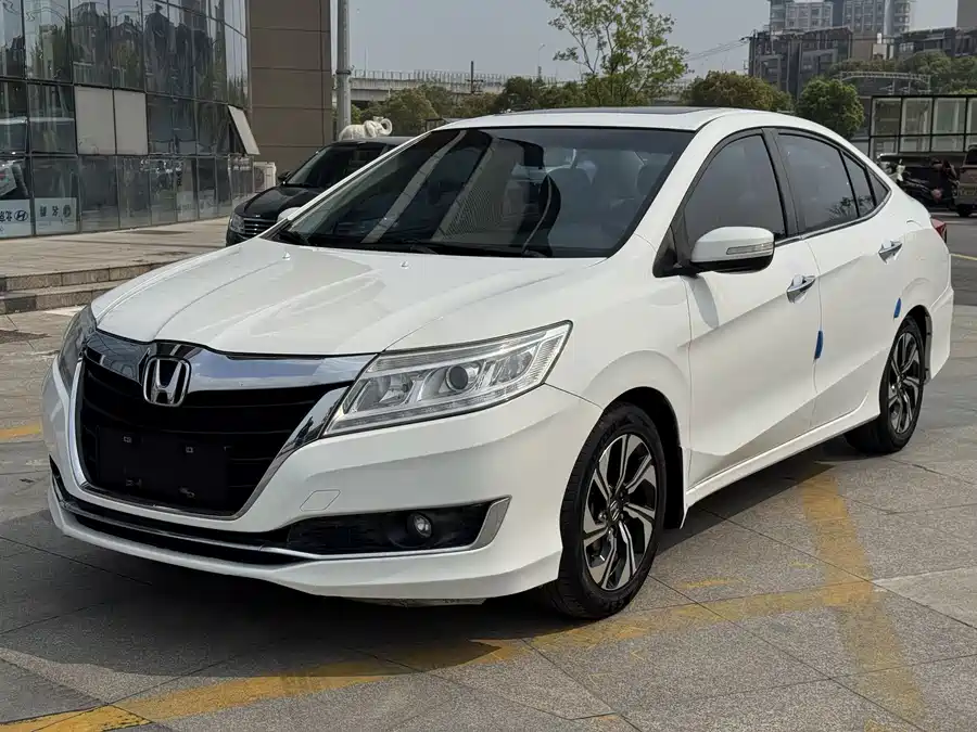 2016 Honda Crider 1.8L CVT Luxury
