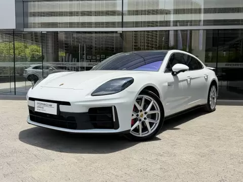 2025 Porsche Panamera 4 E-Hybrid 2.9T