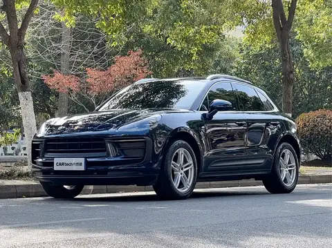 2022 Porsche Macan 2.0T