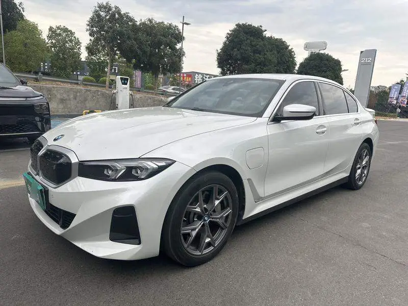 BMW i3 2022 eПривод 35 L