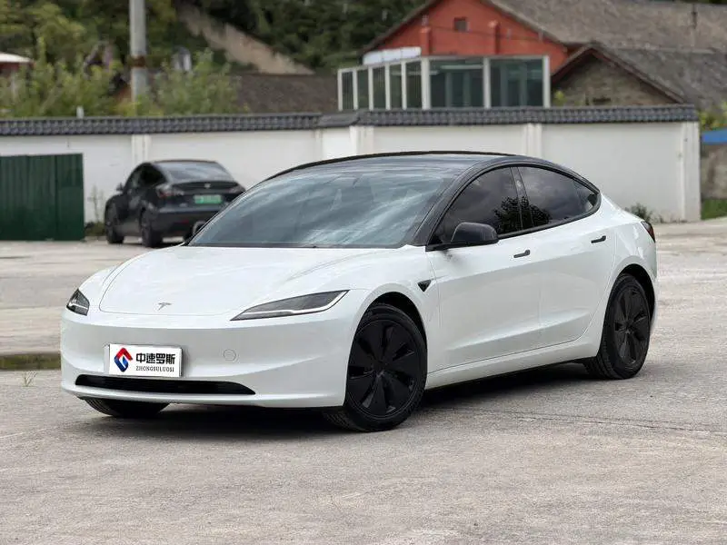 Modèle 3 2023 rear-wheel drive version