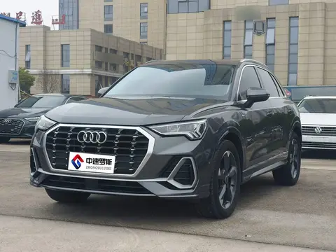 Audi Q3 2022 35 TFSI Stylish and Dynamic