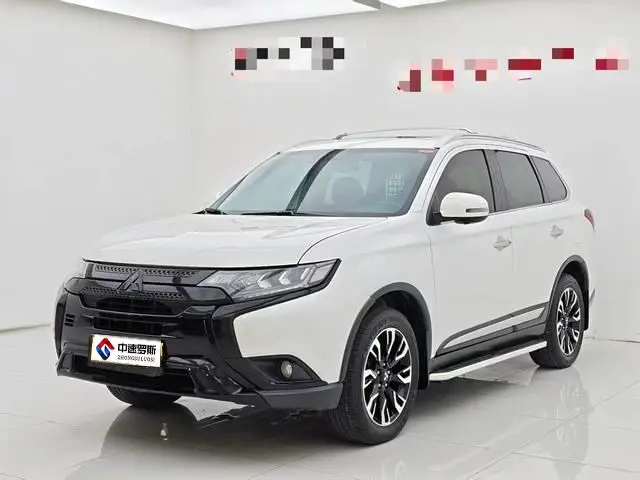 Outlander 2019 2.4L 4WD Enjoyable Edition 7 Seaters National VI