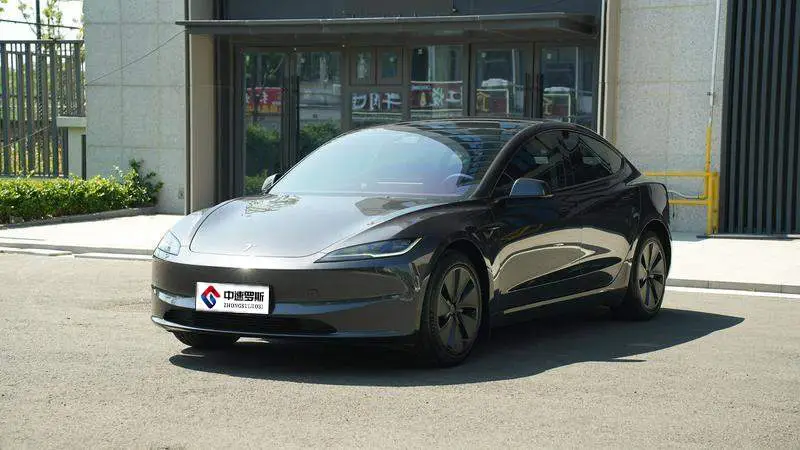 Model 3 2023 rear-wheel drive version