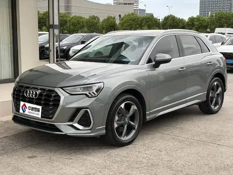 Audi Q3 2020 35 TFSI Stylish and Dynamic