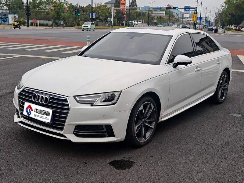 Audi A4L 2019 40 TFSI Progressive National V