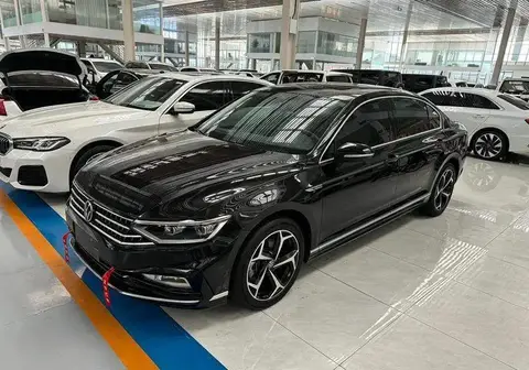 Magotan 2024 2 million units of 330TSI DSG luxury model