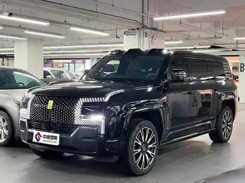 Looking up at U8 L 2025 Dingshi Edition