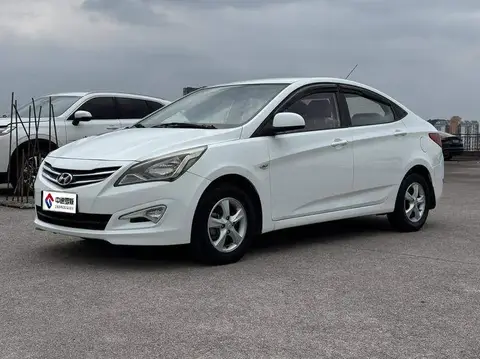 Rena 2016 1.4L Manual Smart GLS