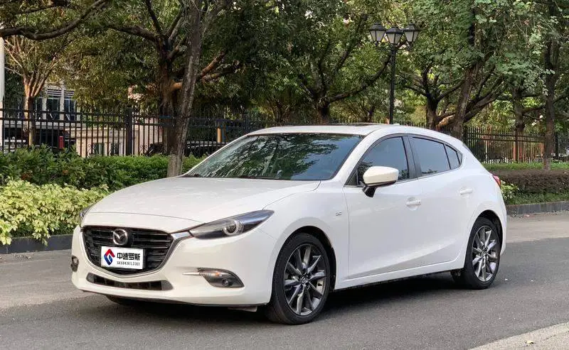 Mazda 3 Angkesaila 2017 Hatchback 2.0L Automatic Sports National V