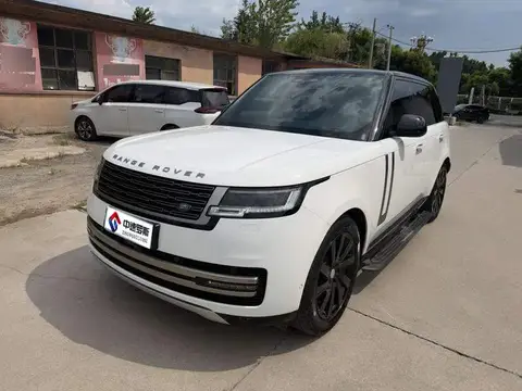 Range Rover 2023 3.0 L6 360PS Grand Edition
