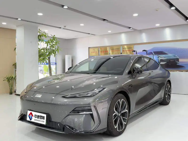 Galaxy E8 2025 700km Far-reaching Intelligent Driving Edition