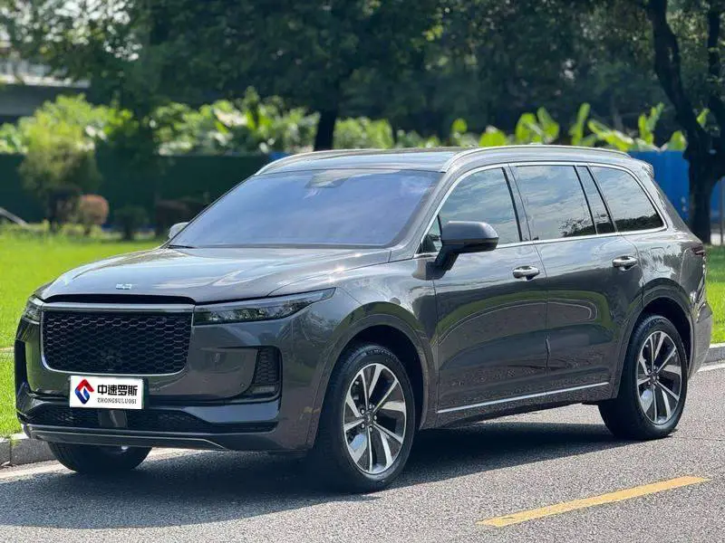 Ideal ONE 2021 Extended Range 6-seater Edition