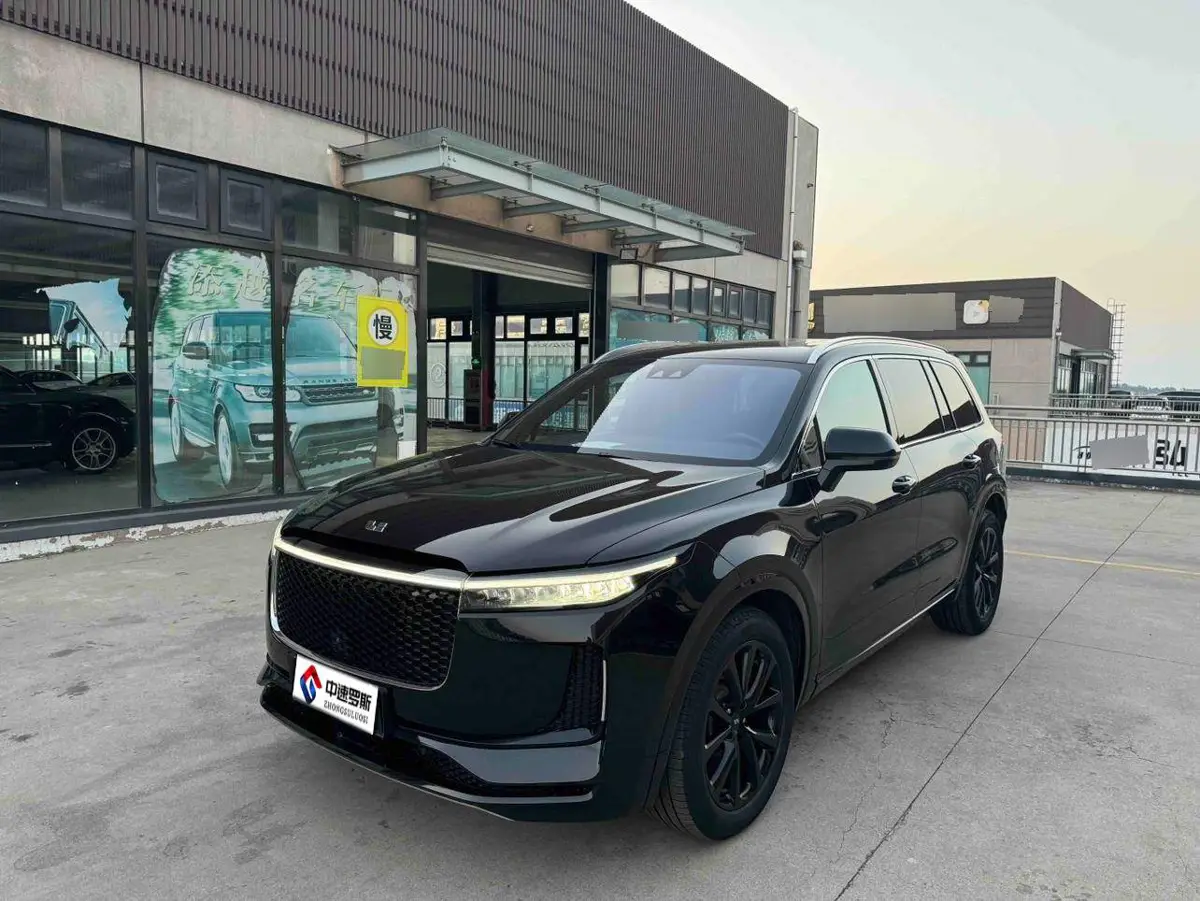 Ideal ONE 2020 Extended Range 6-seater Edition