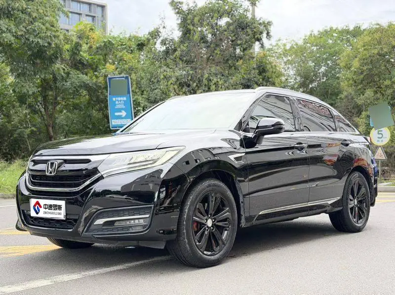 Honda UR-V 2017 370TURBO 2WD Premium Edition National V