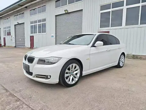 BMW 3 Série 2011 320i Luxury