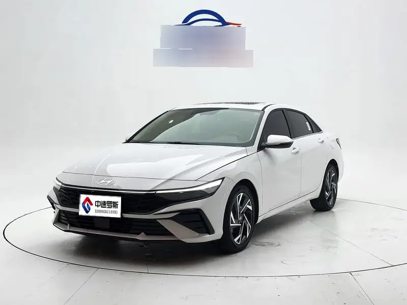Elantra 2023 1.5L CVT LUX Premium Edition