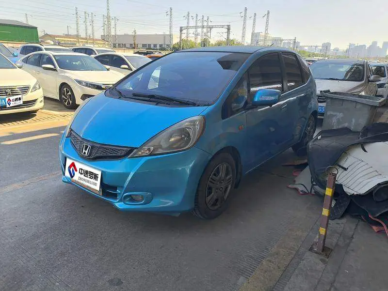 Fit 2011 1.3L Manual Comfort Edition