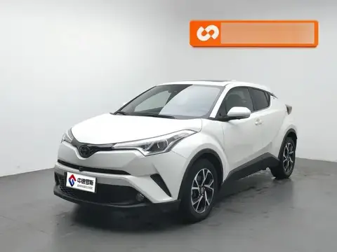 Toyota C-HR 2018 2.0L Leading Sunroof Edition National V