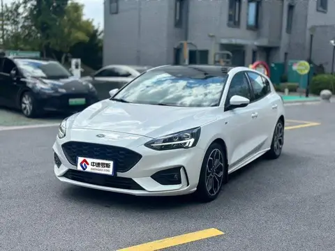 Fox 2019 Hatchback EcoBoost 180 Automatic ST Line