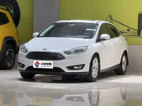 Fox 2015 EcoBoost 180 Automatic Elite Sedan