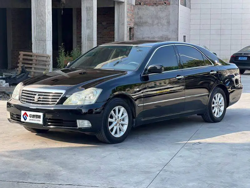 crown 2008 2.5L 5th Anniversary Edition