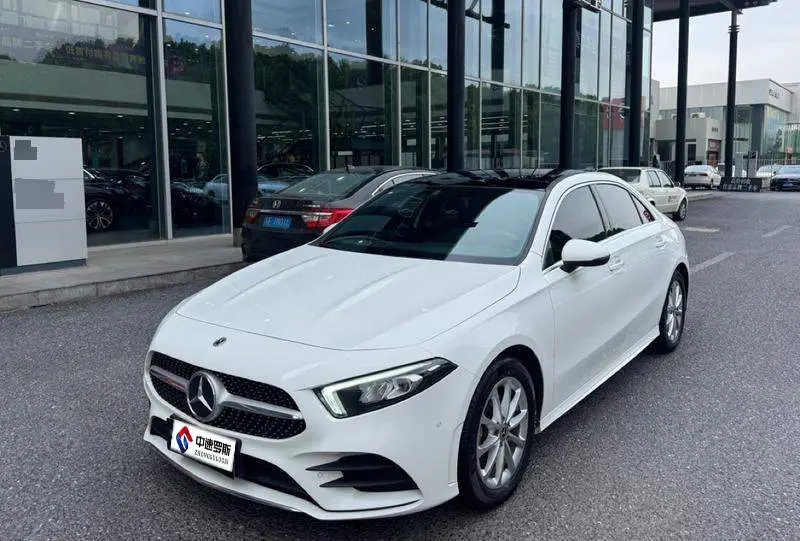 Mercedes-Benz A-Class 2021 A 200 L Sports Sedan Fashion Edition