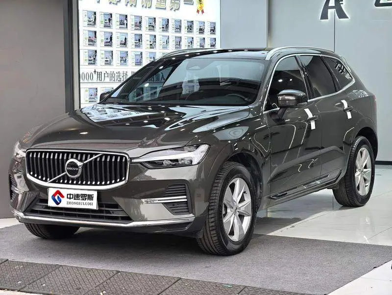 Volvo XC60 2022 B5 4WD Zhiyi Luxury Edition