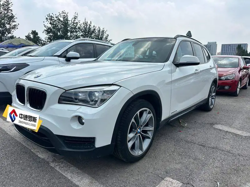 BMW X1 2013 sระบบขับเคลื่อน20i Sports Design Package