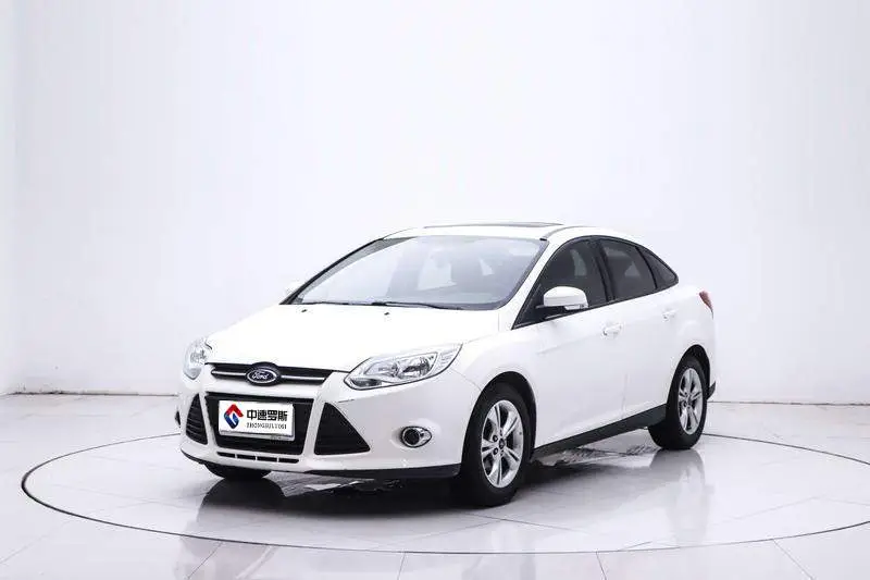 Fox 2012 Hatchback 1.6L Automatic Fashion Edition
