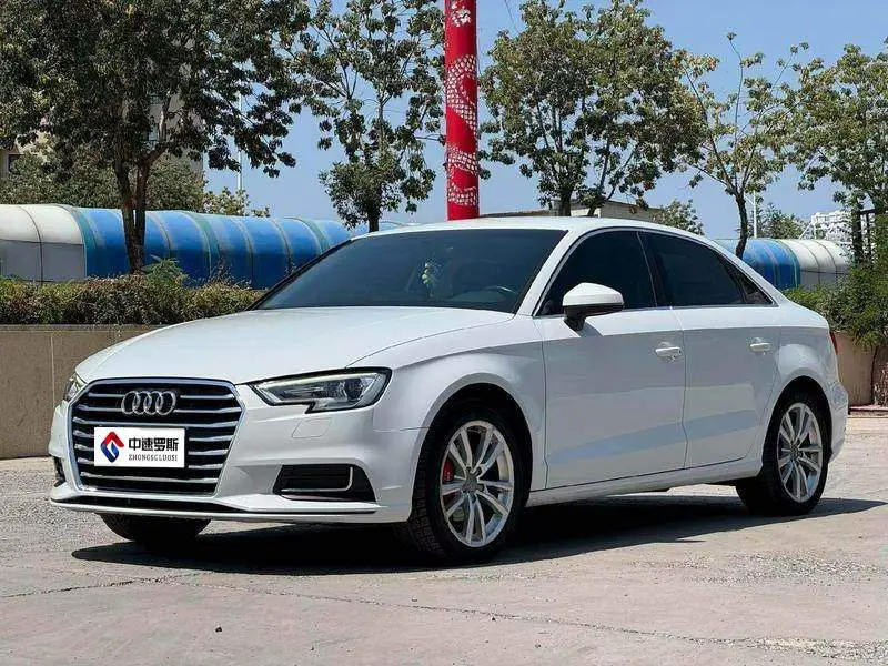 Audi A3 2019 Limousine 35 TFSI Progressive National V