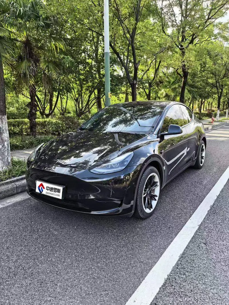 Modelo Y 2022 facelifted rear-wheel drive version