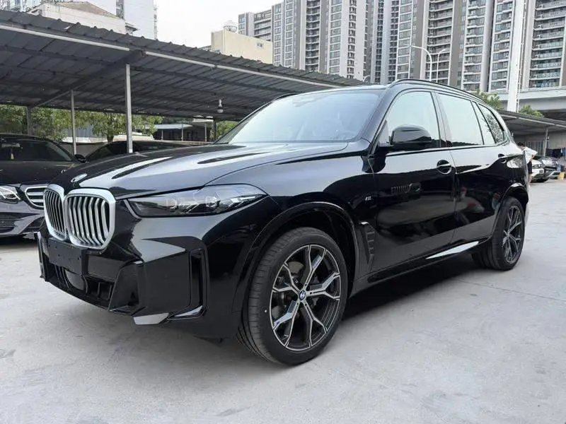 BMW X5 2026 xDrive 30Li M Sport Night Package