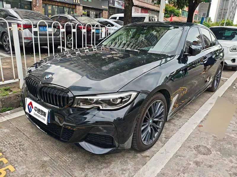 BMW 3 Series 2021 facelift 325i M Sport Night Edition